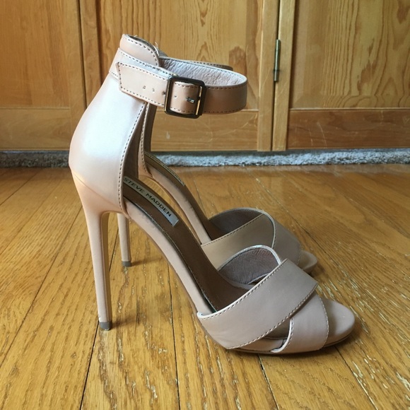 Steve Madden Mickey Open Toe Sandal - Nude - Picture 3 of 10
